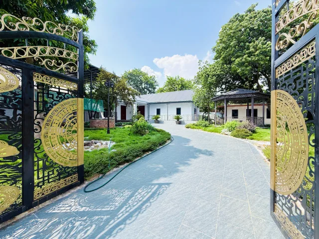 VILLA nghỉ dưỡng 1062m2 sát hồ ĐỒNG MÔ - Hà Nội cần bán