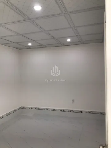 🏡 CHO THUÊ NHÀ CẤP 4 CÓ GÁC – HẺM BÌNH GIÃ, P.10 – 100M² – 6 TRIỆU/THÁNG