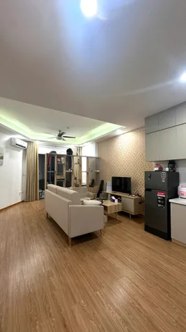 Bán chung cư PH tầng cao view xéo biển đẹp toà A. Dt 54.3m2. Giá 2.290 tỷ