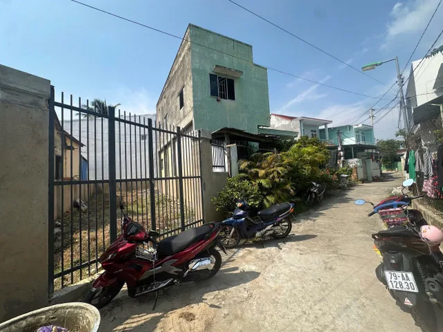 Bán Đất 92m2 có sẵn 40 m2 thổ cư giá 1.65 tỷ tại Đường Miếu Bà Xã Vĩnh Thạnh Thành phố Nha Trang Khánh Hòa