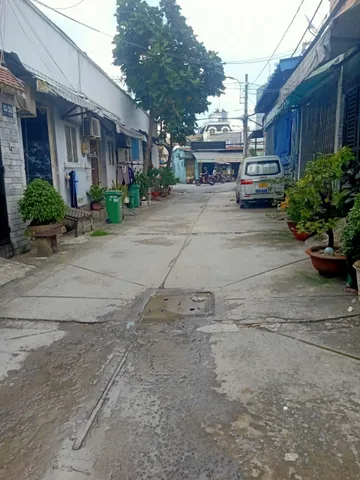 Bán Nhà 2 tầng Đường Lô Tư  Bình Tân