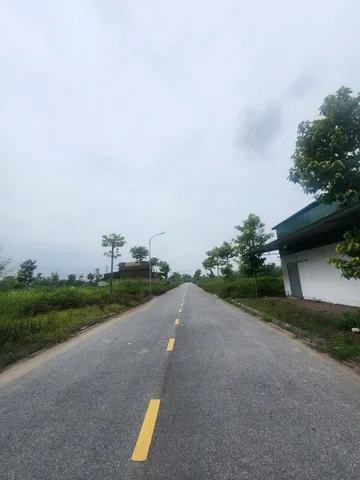 🌱Bán Cặp Vạn Xuân Liên, Yên Trung, Giáp KCN Yên Phong Mở Rộng Mt 10m Dt 180m2 Giá 5.6 Tỷ