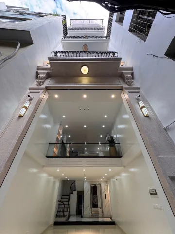 Bán Nhà riêng 50m2 có sẵn 50 m2 thổ cư giá 16 tỷ tại - Chọn - Phường Vĩnh Tuy Hà Nội