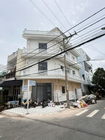 🏡 BÁN NHÀ GÓC TÂN CỔ ĐIỂN – KDC XẺO TRÔM – CÓ SÂN ĐẬU Ô TÔ