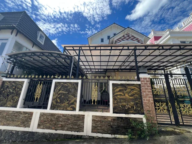 Продаётся дом, 6 спален, 200 м², Phường 8