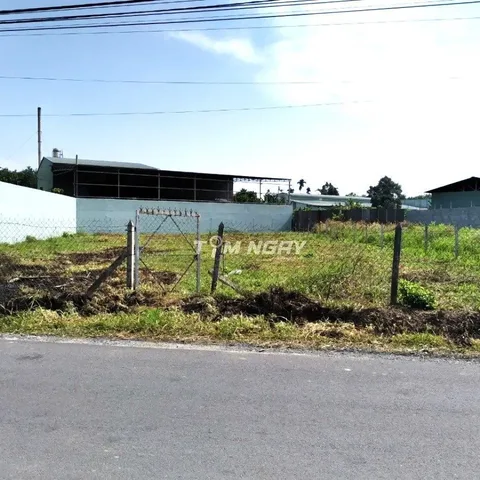 BÁN 3.000M2 ĐẤT MT NHỰA GẦN CHỢ, SHR, DÂN ĐÔNG GỌI 0969.950.161
