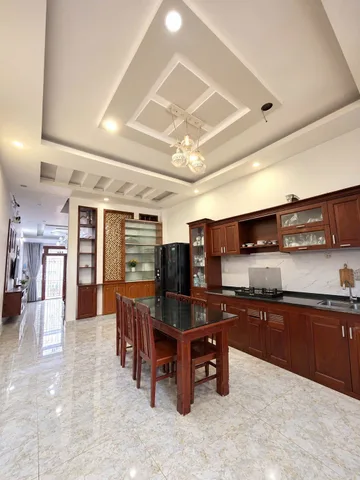 BÁN NHÀ 4 Tầng phường THẠNH MỸ LỢI Quận 2 gần Nguyễn Thị Định, mặt tiền đường 12M GIÁ TL