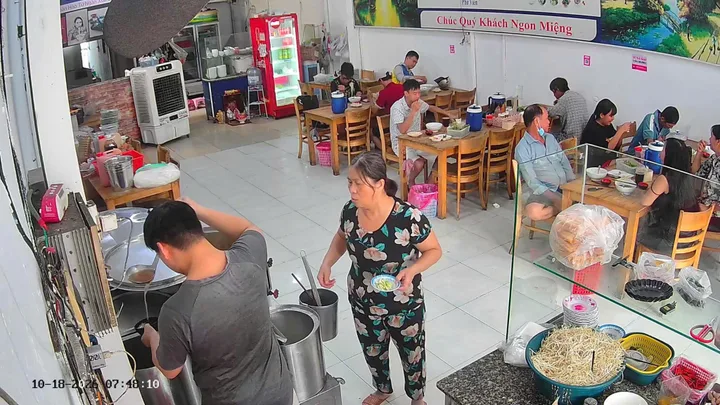 SANG NHƯỢNG GẤP QUÁN PHỞ ĐANG HOẠT ĐỘNG – NHÀ BÈ, TP.HCM