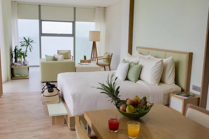 Bán căn Studio Fusion Suites Đà Nẵng, tầng cao view biển Mỹ Khê, dòng tiền 20tr/tháng đã có sổ