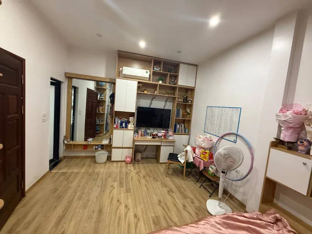 Cho thuê nhà ngõ 311 NGUYỄN KHANG, Cầu Giấy. 15 triệu/tháng. Ưu tiên: Hộ Gia Đình, KD Onl