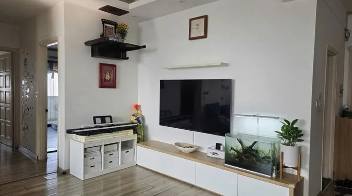 Bán Nhà riêng 69m2 có sẵn 69 m2 thổ cư giá 27.5 tỷ tại Đường Trần Quốc Hoàn, Phường Nghĩa Tân Quận Cầu Giấy Hà Nội