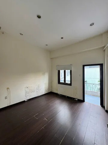 Chỉ 1 phút đến hồ Con Rùa! HXH Phạm Ngọc Thạch, diện tích: 73m2- 3 tầng giá chỉ 22 tỷ TL 0906871860