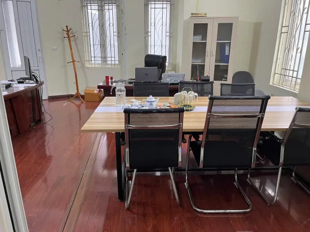 Nhà PL, Ô TÔ ngõ 168 Hào Nam, Đống Đa 55m x 5T giá 20 triệu