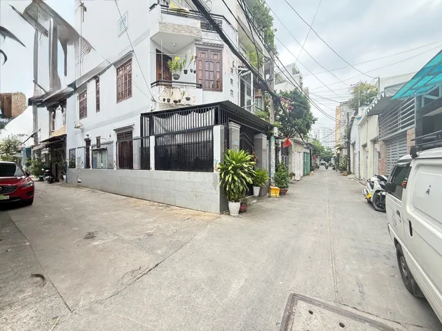 Nguyễn Sơn - Phú Thọ Hoà - hẻm xe hơi Thông - 81m2 - 3 tầng - có PN trệt