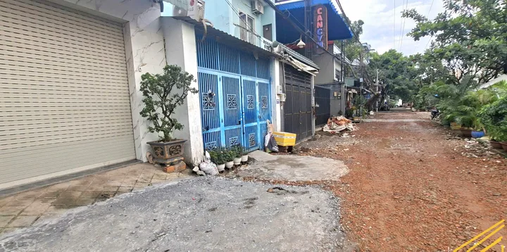 Nhà 2 tầng 80m2 Hương lộ 2, hẻm xe tải chỉ hơn 6ty