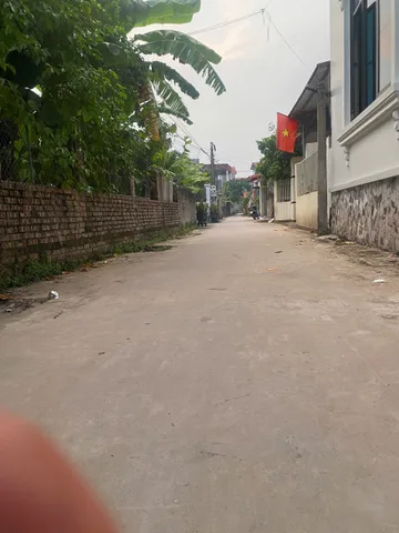Bán Đất 100m2 có sẵn 70 m2 thổ cư giá 1.85 tỷ tại Xã Hương Gián Huyện Yên Dũng Bắc Giang