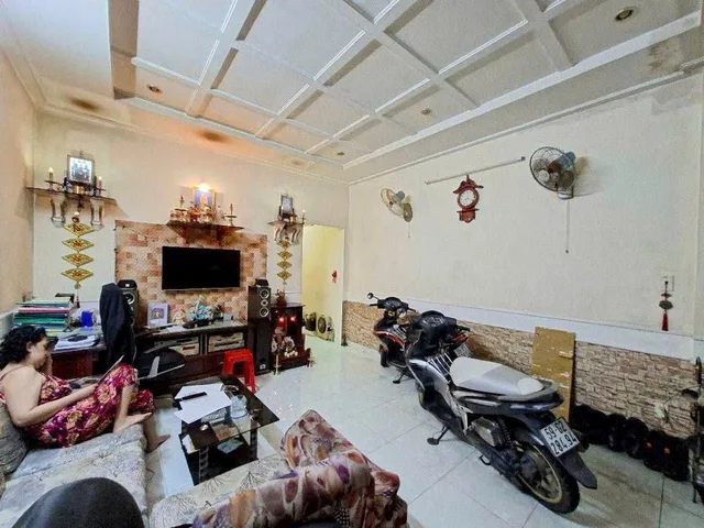 ĐÔNG HƯNG THUẬN 70M², 2 TẦNG 4PN, HẺM THÔNG XE TẢI NHỎ 5,3 TỶ