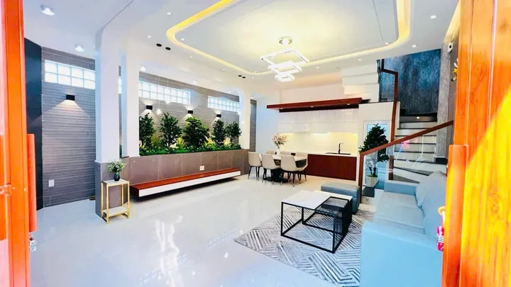 PHAN VĂN TRỊ NGANG 6,14M, 4 TẦNG, HẺM XE HƠI, 3PN 6,5 TỶ