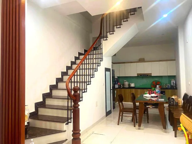 Cho thuê nhà ngõ 146 AN DƯƠNG, Tây Hồ. 15 triệu/tháng. Ưu tiên: Hộ gia đình, KD Onl