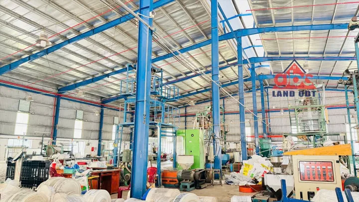 Cho thuê Kho, nhà xưởng 1800m2 giá 187 triệu tại Đường Quốc lộ 1A Xã Hố Nai 3 Huyện Trảng Bom Đồng Nai