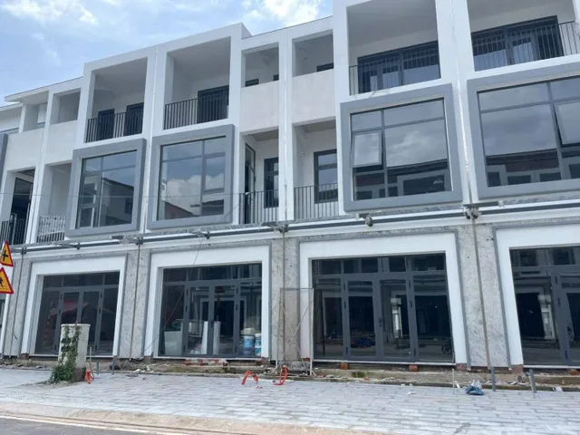 🚀 NHÀ ĐẦU TƯ SĂN TÌM GÌ? SHOPHOUSE HƠN 100M², 1 TRỆT 2 LẦU, GIÁ TỪ 4,6 TỶ!