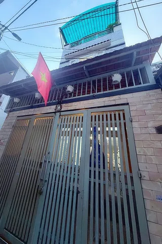 Bán Nhà riêng 78m2 có sẵn 70 m2 thổ cư giá 7.7 tỷ tại Đường Dương Thiệu Tước Phường Tân Sơn Nhì Quận Tân Phú TP. Hồ Chí Minh