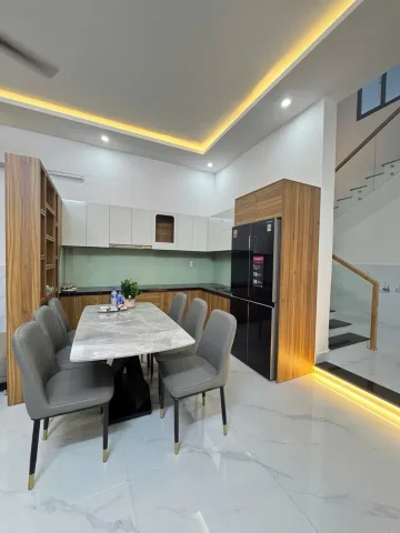 NHÀ 2 TẦNG MẶT TIỀN PHAN KHÔI – HÒA XUÂN
💥 100M² – VỪA Ở VỪA KINH DOANH – CƠ HỘI ĐÁNG XEM!