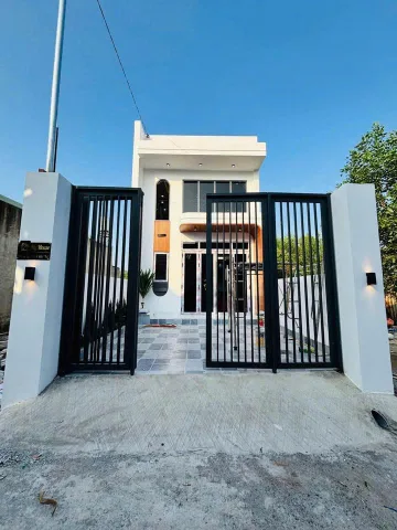 Không quản lý hết, cần bán căn nhà cấp lửng kết cấu lầu gần chợ Thạnh Phú, UBND Phường Tân Triều mới keng