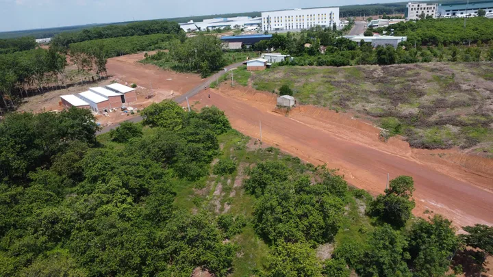 Bán Đất 2100m2 có sẵn 100 m2 thổ cư giá 290 triệu tại Xã Tân Lợi Huyện Đồng Phú Bình Phước