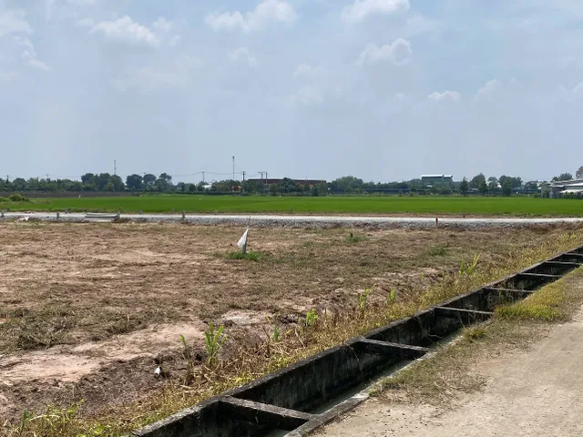 790m2( 103.5 thổ)  Cách bến Xe Củ Chi : 10 phút , làm vườn , nhà xưởng .