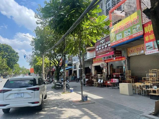 🏘️Bán Nhà Mặt Đường Ngô Gia Tự, Suối Hoa, Mt 4m Dt 85m2 Giá 18.8 Tỷ lh e Điệp 0395777369