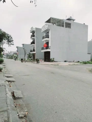 ❌❌❌ GIẢM GIÁ SÂU LÔ GÓC XẺ KHE ĐẤU GIÁ ĐỐNG CHUỐI – HỒNG BÀNG | 70M² – CHỈ 3,4 TỶ ❌❌❌