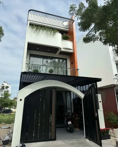 Bán Nhà riêng 100m2 có sẵn 100 m2 thổ cư giá 8.2 tỷ tại Mỹ Gia Gói 5 Xã Vĩnh Thái Thành phố Nha Trang Khánh Hòa