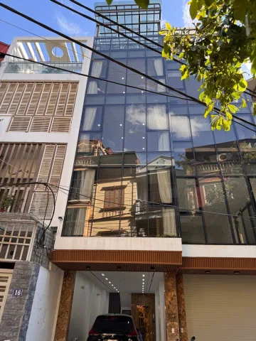 Bán Nhà riêng 50m2 có sẵn 50 m2 thổ cư giá 19.8 tỷ tại Phường Định Công Quận Hoàng Mai Hà Nội