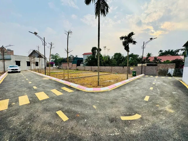 81,9m2 làn 2 QL21 3 phút di chuyển tới chợ Hòa Lạc ,ĐH Quốc gia ,TT Công nghệ cao