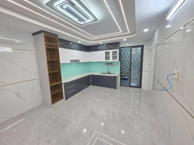 NHÀ ĐẸP HỒ HỌC LÃM 3 TẦNG 100M2 NGANG GẦN 6M NHỈNH 6 TỶ
