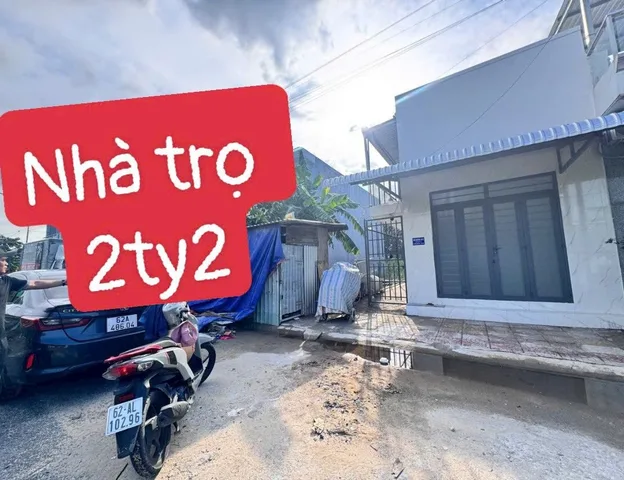 Bán Đất 100m2 có sẵn 100 m2 thổ cư giá 2.2 tỷ tại Xã Đức Hòa Hạ Huyện Đức Hòa Long An