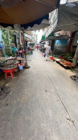GẤP BÁN NHÀ LÝ THÁI TỔ - NGAY CHỢ - HXH 6M 1 XẸC - NHÀ CẤP 4 TIỆN XÂY MỚI