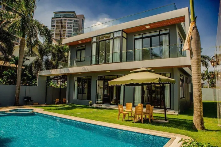 🏡 Cho thuê biệt thự Nguyễn Văn Hưởng Thảo Điền hiện đại cao cấp hồ bơi riêng