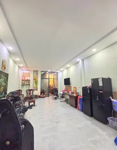 BÁ.N NHÀ ĐẸP SÁT HUƠ.G LỘ 2 - COOP MAR.T  - ĐƯỜNG XE TẢI  - ( 5X24M ) NHỈNH 7$