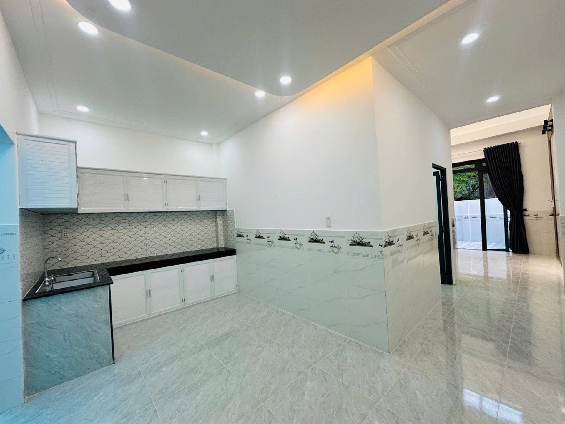 💥 BÁN NHÀ SHR 75M2 HẺM XE HƠI GẦN ĐƯỜNG LỚN HUỲNH THỊ HAI - GIÁ 2.3 TỶ (TL)