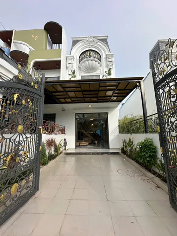 🏡 NHÀ TÂN CỔ ĐIỂN TỔNG DIỆN TÍCH LỚN (4,6M X 30M) – GẦN CHỢ HƯNG LONG