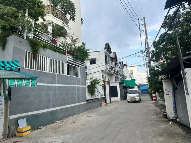 💥 4,6 TỶ SỞ HỮU NHÀ 2 TẦNG – HẺM XE HƠI THÔNG TỨ TUNG! 💥TRƯƠNG THỊ HOA(1233.41.18)