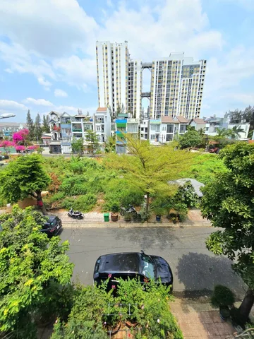 🌴 Bán Nhà riêng 180m2 có sẵn 180 m2 thổ cư giá 25 tỷ tại Đường D17 Phường Phước Long B Quận 9 TP. Hồ Chí Minh.