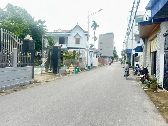 Bán Đất 78m2 giá 3.05 tỷ tại Thuỷ Triều đường 2 lô tô tránh nhau.l/h:076.231.9990 e Thúy