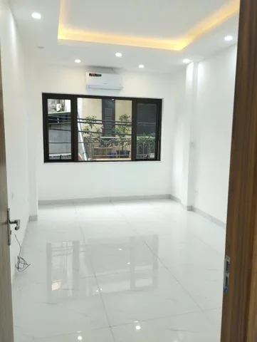 Cho thuê nhà ngõ 2 PHẠM THẬN DUẬT, Cầu Giấy. 22 triệu/tháng. Ưu tiên: Hộ Gia Đình, Văn phòng, KD Onl