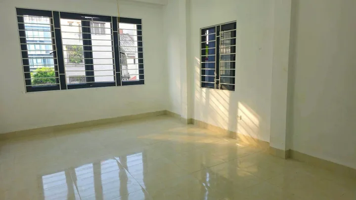 Cần cho thuê nhà ngõ 105 Thuỵ Khuê, Tây Hồ NGÕ Ô TÔ TRÁNH 35m x 5T giá 16 triệu