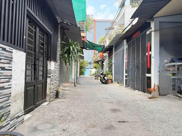 ‼️ GIẢM CÒN 3,8 TỶ – NHÀ CẤP 4 NGAY ĐỔ HÀNH, NGÃ TƯ TRUNG CHÁNH (M40)