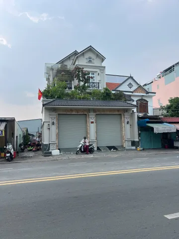 Bán Nhà riêng 131m2 có sẵn 131 m2 thổ cư giá 26 tỷ tại Đường Nguyễn Văn Luông Phường 10 Quận 6 TP. Hồ Chí Minh