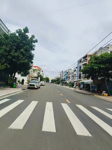 Bán Nhà  mặt tiền Kinh doanh 4.5x17m 80 m2 thổ cư giá 7.9 tỷ tại Đường Lê Cơ Phường  An Lạc Quận Bình Tân TP. Hồ Chí Minh